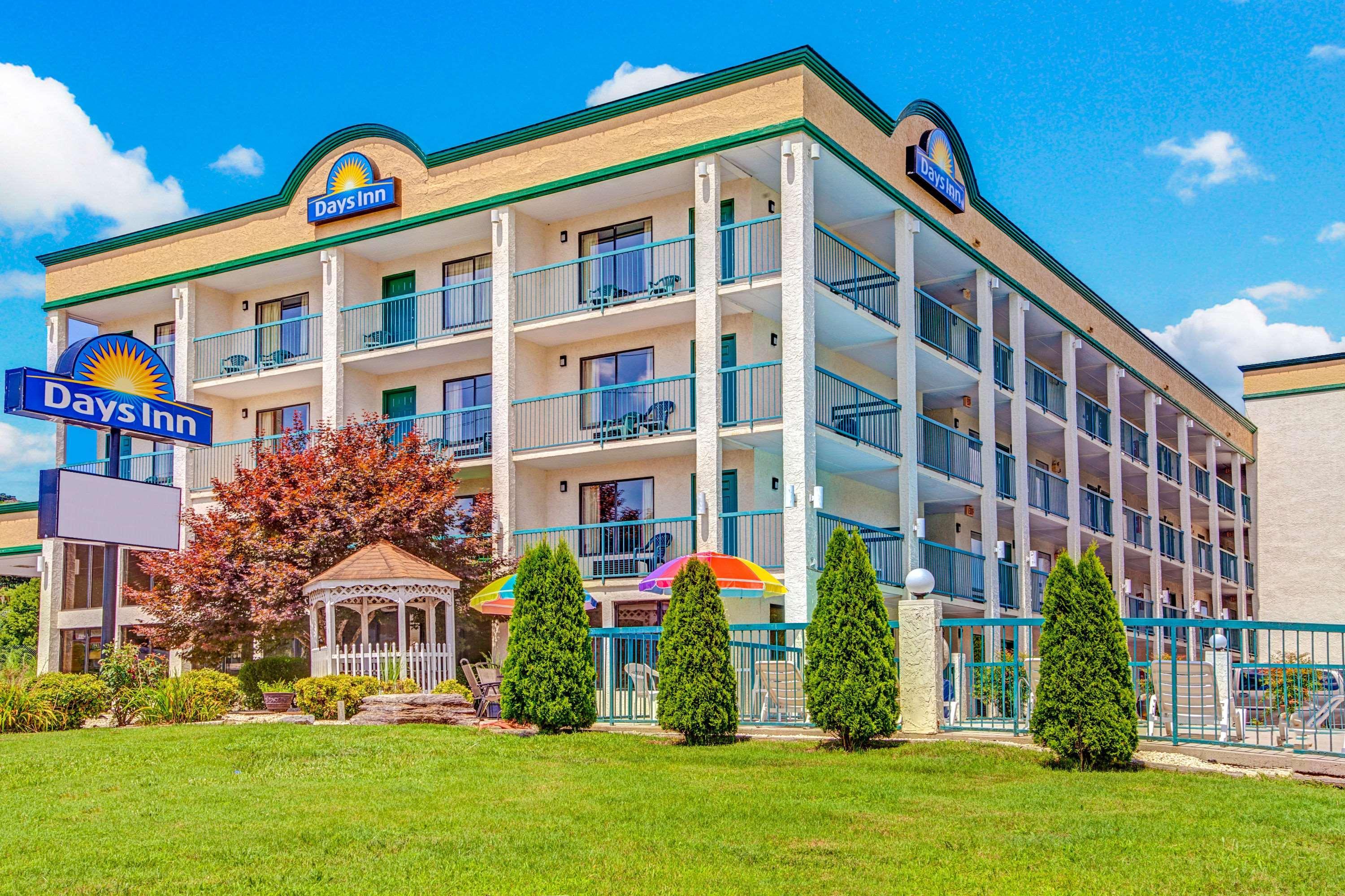 Days Inn By Wyndham Kodak/Sevierville Intrstate Smokeymntns Exterior photo